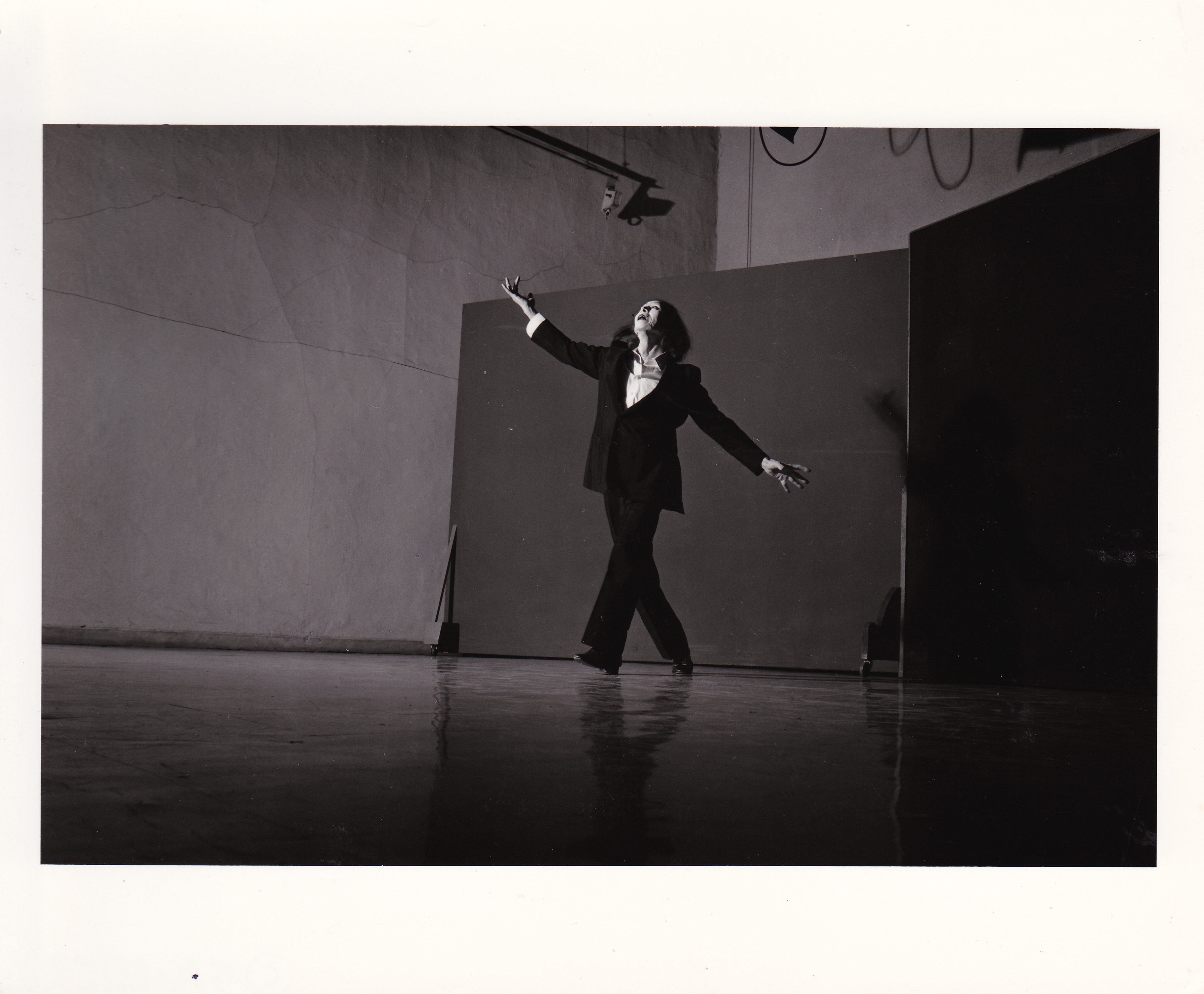 細江英公 | Dance Archive Network