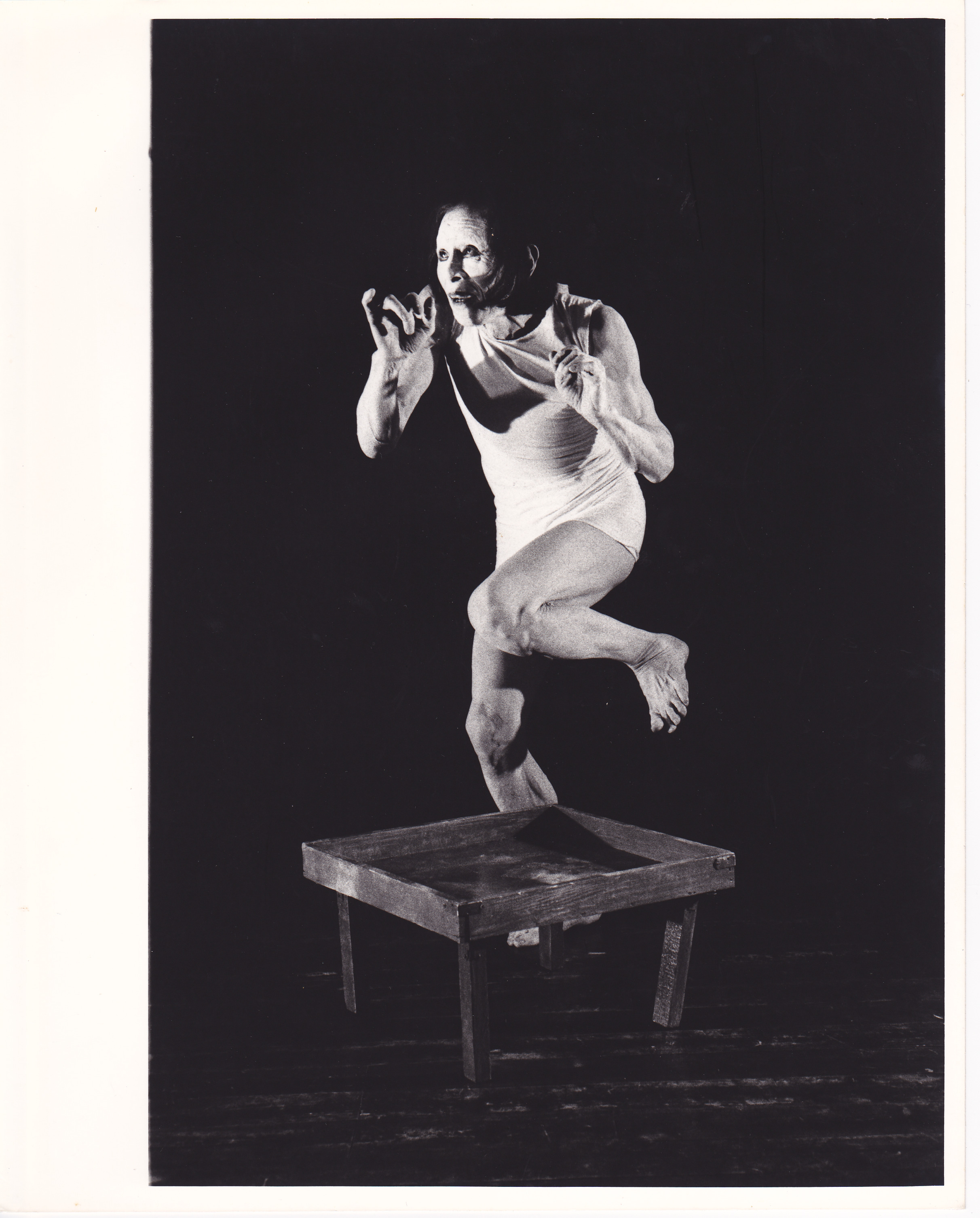 Kazuo Ohno /Peter Sampel大野一雄　舞踏　映像作家 大野一雄舞踏研究所 | Dance Archive Network